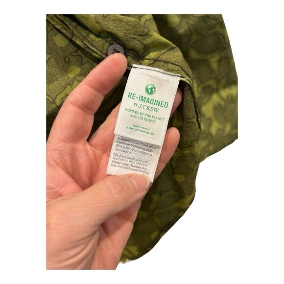 J Crew Womens NWT Camo Flowers Button Up Piped Shirt Sz L Green AA16 - Picture 7 of 9